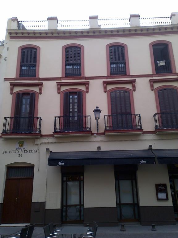 Ferienwohnung Apartamento Venecia Arenal Sevilla Exterior foto